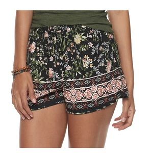 Pink Republic soft woven shorts XS, XL